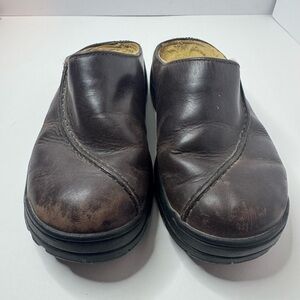 UGG Australia Dark Brown Leather Sheepskin Mules Size 6